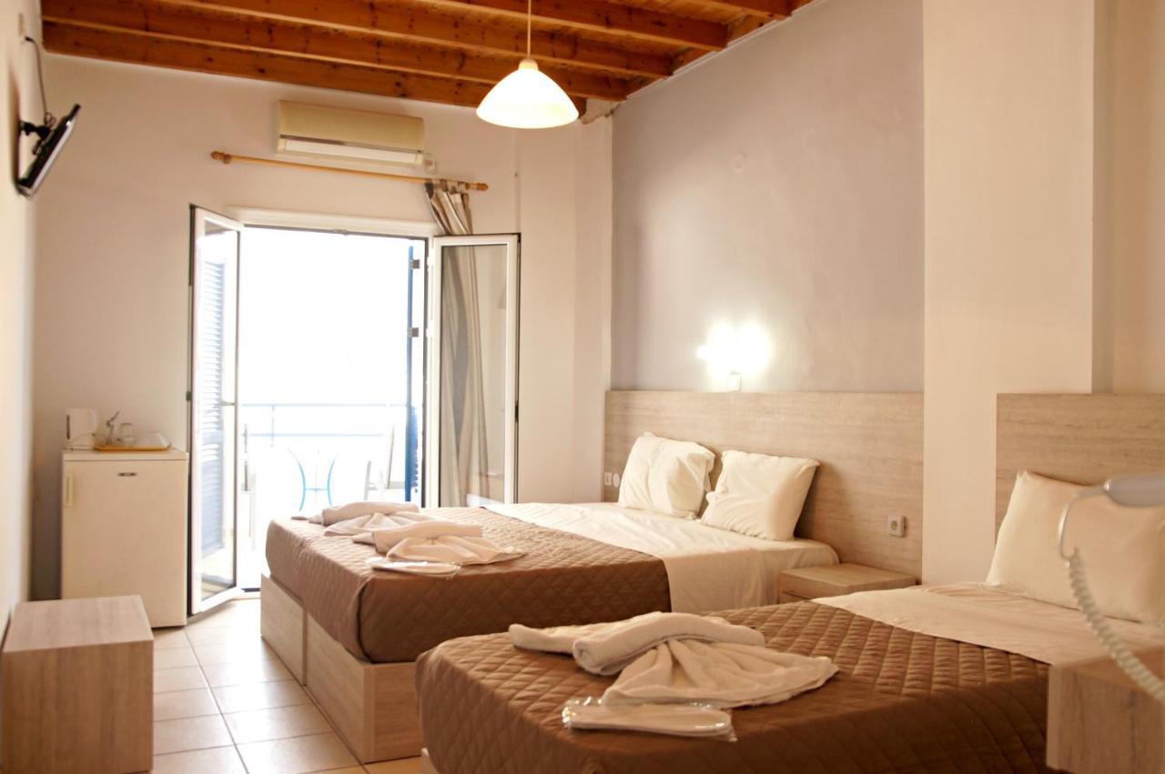 Αnna Hotel Лутро Екстериор снимка