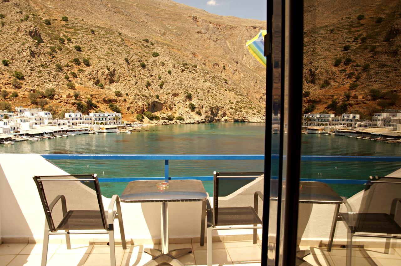 Αnna Hotel Лутро Екстериор снимка